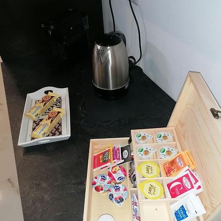 Fiumicino Aeroporto Casa Vacanze Orchidea 外观 照片